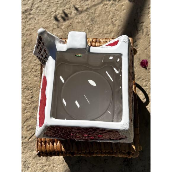 HOMEWORX by Slatkin & Co. CERAMIC GINGERBREAD VILLAGE HOUSE - Picture 10 of 11